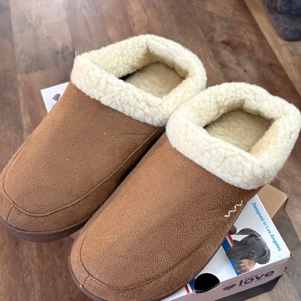 Cozy Tan Women's Slippers